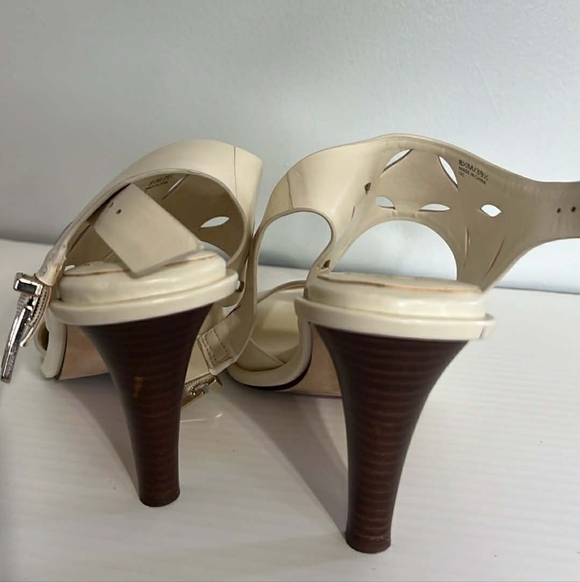 Vince Camuto Ivory Cutout Sandals - Picture 7 of 8